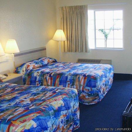 Travelodge By Wyndham Los Banos Ca Rom bilde