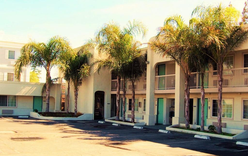 Travelodge By Wyndham Los Banos Ca Eksteriør bilde