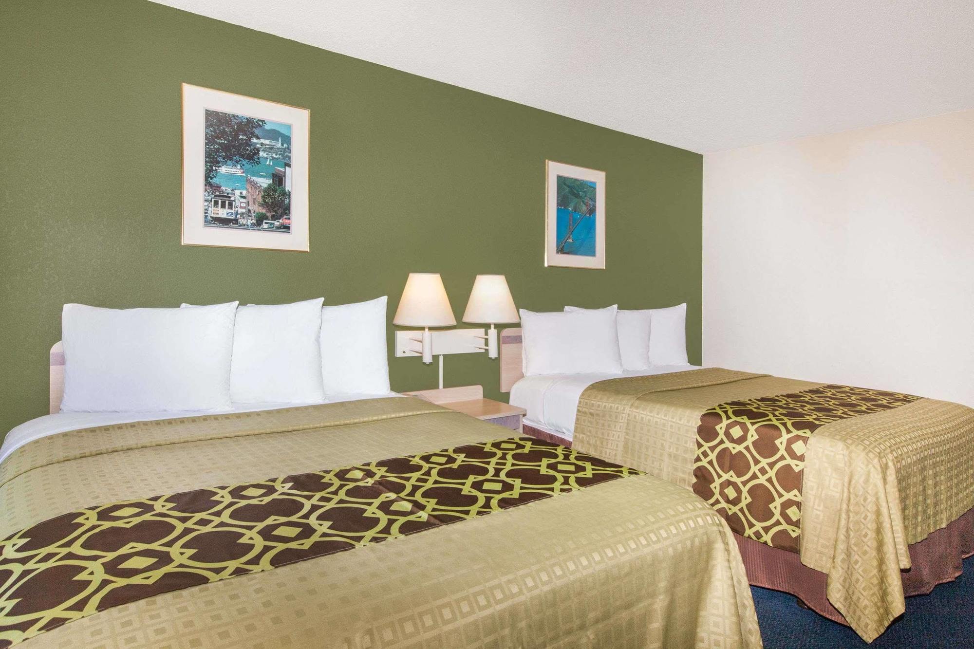 Travelodge By Wyndham Los Banos Ca Eksteriør bilde